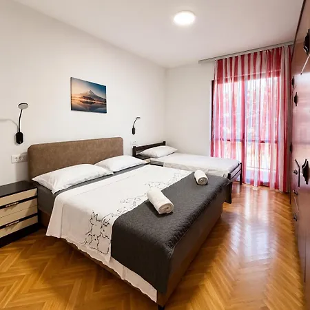 Appartement Tina *